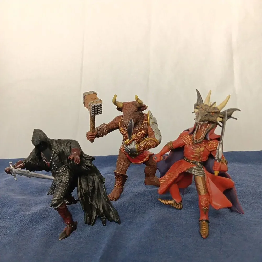 Papo Faceless Horseman Minotaur and Dragon Head Warrior Action Figure Lot PVC